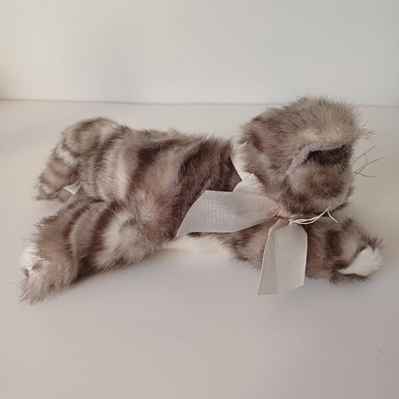 The Bearington Collection Realistic Grey Stripped Laying Tabby Bow Kitty Cat 9'' - Picture 6 of 14